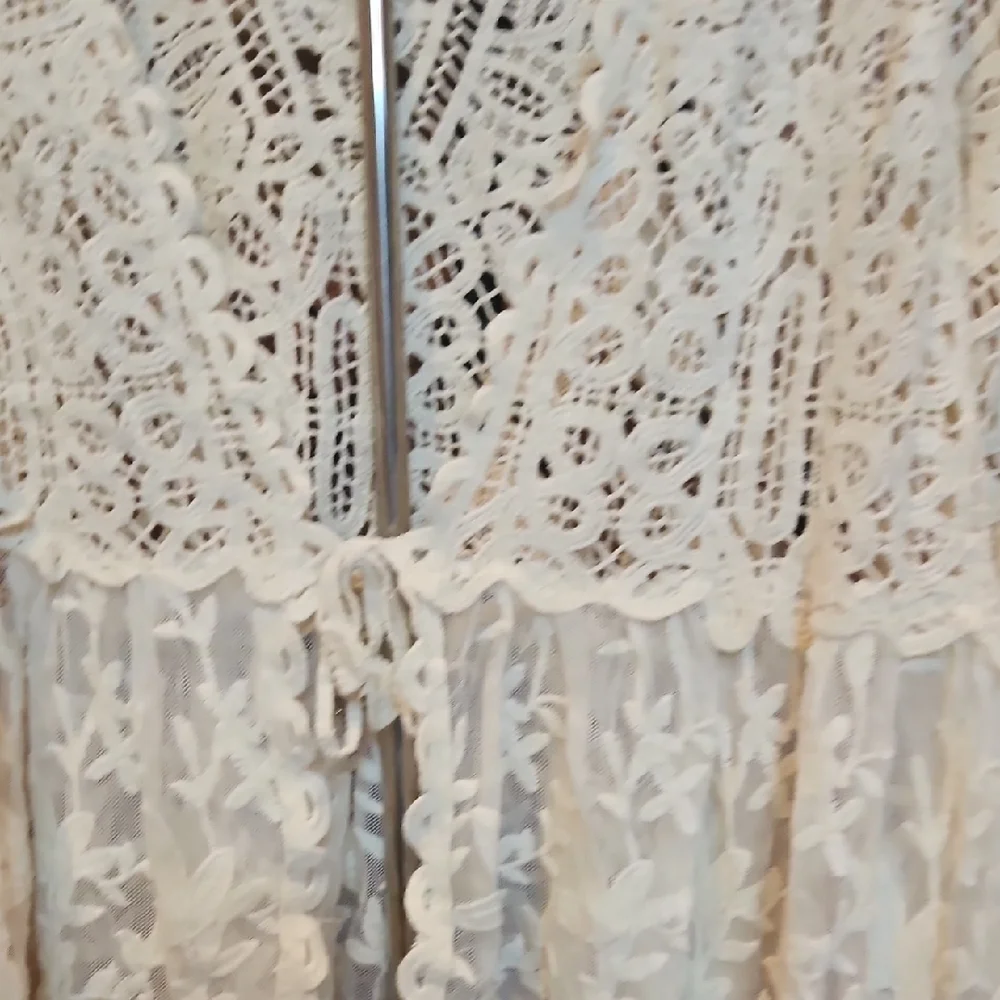 035 POL Ivory Lace Front Tie Blouse - Picture 3 of 8